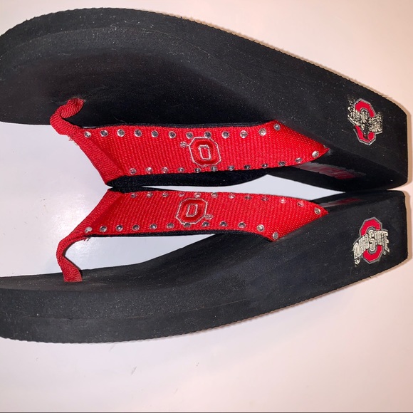 Ohio State Go Buckeyes bright red flip flops sz s - Picture 6 of 8